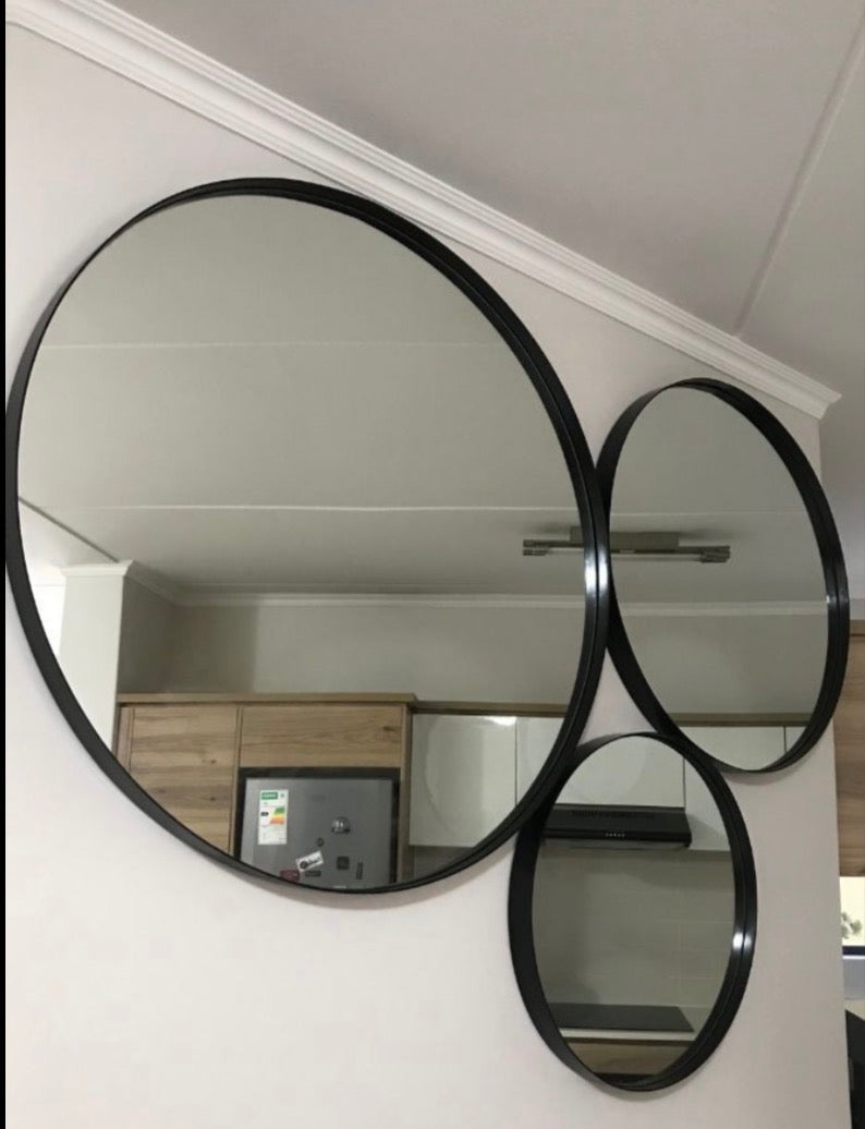 3 Circle Mirror
